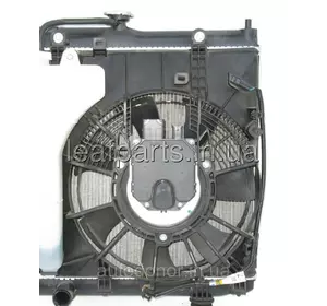 Дифузор вентилятора правий Honda FCX Clarity (17-) 38615-5WJ-A01