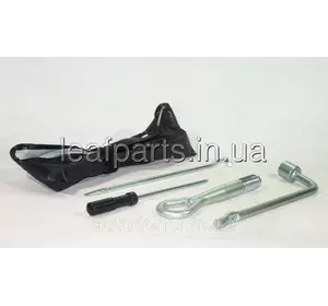 Набір інструментів (гак буксирувальний, балонний ключ) Nissan Leaf ZE0 / AZE0 / ZE1 (10-) 99501-4J800