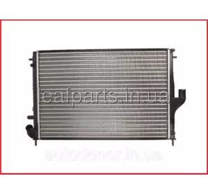 Радіатор охолодження двигуна основний + AC1.5dCDI/1.6 16 V (86 HP) QSP Dacia Logan, MCV, Renault Duster