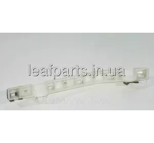 Кріплення переднього бампера праве Nissan Leaf ZE0 / AZE0 (10-17) 62224-3NA0A