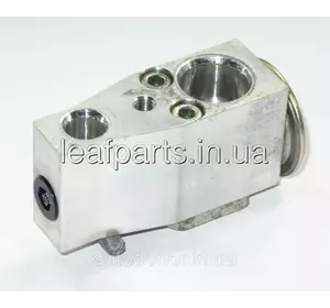 Клапан випарника (радіатора) кондиціонера Nissan Leaf ZE0/AZE0 (10-17) 92200-1FA1A