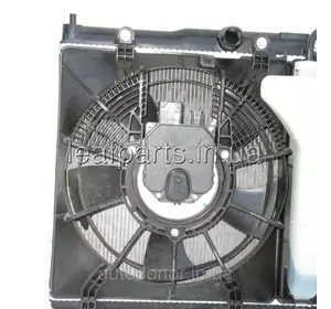 Дифузор вентилятора лівий Honda FCX Clarity (17-) 19015-5WJ-A01