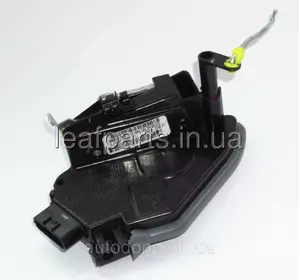Замок двері передниій правий Nissan Leaf ZE1 (18-) 80500-4NP0A Замок двері передниій правий Nissan Leaf ZE1 (18-) 80500-4NP0A