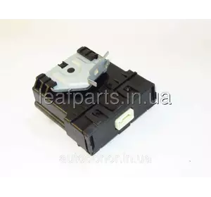 Блок керування охолодженням кондиціонер Nissan Leaf AZE0 / ZE1 (13-) 27447-3NF0A Блок керування охолодженням кондиціонер Nissan Leaf AZE0 / ZE1 (13-) 27447-3NF0A