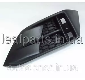 Вставка пластикова заднього бампера права Honda FCX Clarity (17-) 71504-TRT-A01 Вставка пластикова заднього бампера права Honda FCX Clarity (17-) 71504-TRT-A01