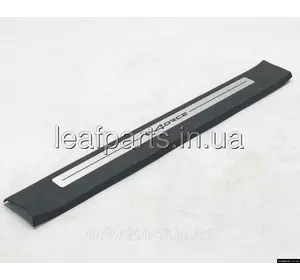 Накладнка порога предня права AWD Nissan Ariya (22-) 769B4-5MR0A Накладнка порога предня права AWD Nissan Ariya (22-) 769B4-5MR0A