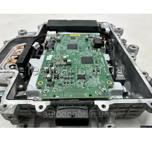 Інвертор двигуна Hyundai Kona Electric (17-) 366010E170 Інвертор двигуна Hyundai Kona Electric (17-) 366010E170