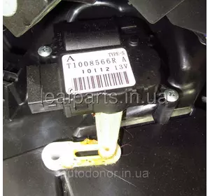 Актуатор моторчика печеньки (вентиляція) Nissan Leaf ZE0 / AZE0 (10-17) 27730-1FC1A Актуатор моторчика печеньки (вентиляція) Nissan Leaf ZE0 / AZE0 (10-17) 27730-1FC1A