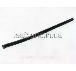Ущільнювач скла (бархатка) двері задньої лівої VW ID4 (20-) 11A-839-479 Ущільнювач скла (бархатка) двері задньої лівої VW ID4 (20-) 11A-839-479