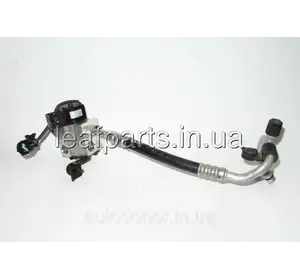 Трубка кондиціонера (компресор-пічка) Nissan Leaf SV ZE1 (18-) 92440-4NR0B Трубка кондиціонера (компресор-пічка) Nissan Leaf SV ZE1 (18-) 92440-4NR0B