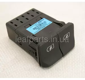 Роз'єми USB Nissan Leaf ZE1 (18-) 5331-6WK0A Роз'єми USB Nissan Leaf ZE1 (18-) 5331-6WK0A