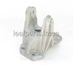 Кронштейн редуктора задний Nissan Leaf AZE0 / ZE1 (13-) 11333-3NF0A Кронштейн редуктора задний Nissan Leaf AZE0 / ZE1 (13-) 11333-3NF0A