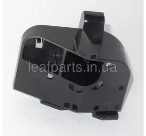 Кронштейн/кріплення заднього бампера правий Nissan Leaf ZE1 (18-) 85228-5SK0A Кронштейн/кріплення заднього бампера правий Nissan Leaf ZE1 (18-) 85228-5SK0A