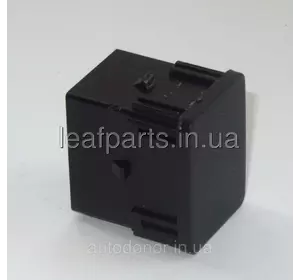 Заглушка кнопки торпедо Nissan Leaf ZE0 / AZE0 (10-17) 68492-1KK0A Заглушка кнопки торпедо Nissan Leaf ZE0 / AZE0 (10-17) 68492-1KK0A