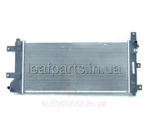 Радіатор охолодження + AC Nissan Leaf AZE0 (13-17) 21410-3NF0A Радіатор охолодження + AC Nissan Leaf AZE0 (13-17) 21410-3NF0A