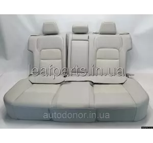 Сидіння заднє шкіра беж Nissan Ariya (22-) 88300-5MR4B Сидіння заднє шкіра беж Nissan Ariya (22-) 88300-5MR4B
