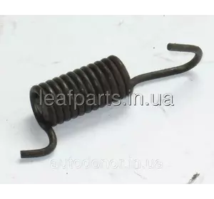 Пружинка колодок ручника  Nissan Leaf ZE0 / AZE0 (10-17), Qashqai, X-Trail T31, Cube Z12 44091-3NF0A