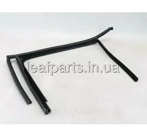 Ущільнювальний канал скла двері задньої лівий VW ID4 (20-) 11K-839-439-5AP Ущільнювальний канал скла двері задньої лівий VW ID4 (20-) 11K-839-439-5AP