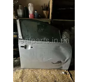 Двері голі передня права Nissan Leaf AZE0 (13-17) 80152-3NF0A Двері голі передня права Nissan Leaf AZE0 (13-17) 80152-3NF0A