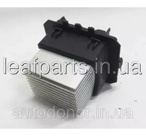 Мотор вентилятора грубки Nissan Leaf ZE0 (10-12), Cube Z12, Juke F15 / 27226-1KL0A Мотор вентилятора грубки Nissan Leaf ZE0 (10-12), Cube Z12, Juke F15 / 27226-1KL0A