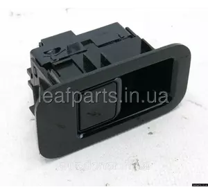 Кнопка склопідьйомника задня ліва / права Nissan Ariya (22-) 25421-5MP0A Кнопка склопідьйомника задня ліва / права Nissan Ariya (22-) 25421-5MP0A