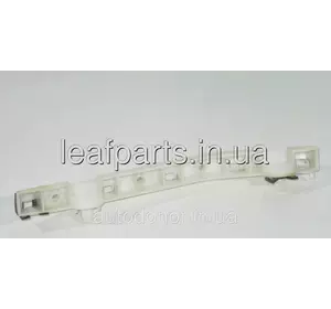 Кріплення переднього бампера праве Nissan Leaf ZE0 / AZE0 (10-17) 62224-3NA0A Кріплення переднього бампера праве Nissan Leaf ZE0 / AZE0 (10-17) 62224-3NA0A