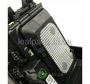 Безпровідна зарядка телефона VW ID4 (20-) 3G9-035-534 Безпровідна зарядка телефона VW ID4 (20-) 3G9-035-534