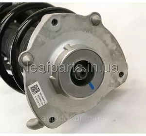 Опора переднього амортизатора ліва / права VW ID.4, Skoda Enyaq (20-) 1EA-412-331-B Опора переднього амортизатора ліва / права VW ID.4, Skoda Enyaq (20-) 1EA-412-331-B