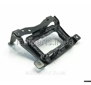 Кронштейн дістроніка Nissan Ariya (22-) 28452-5MP5D Кронштейн дістроніка Nissan Ariya (22-) 28452-5MP5D