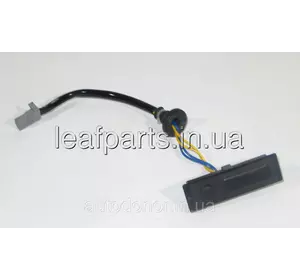 Кнопка відчинення дверей (кришки, ляди) багажника Nissan Leaf ZE0 / AZE0 (10-17) 25380-3NA0A Кнопка відчинення дверей (кришки, ляди) багажника Nissan Leaf ZE0 / AZE0 (10-17) 25380-3NA0A