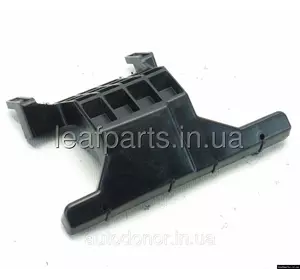 Кріплення зовнішнє ходового вогня ДХО переднє ліве Nissan Ariya (22-) 26925-5MP0A Кріплення зовнішнє ходового вогня ДХО переднє ліве Nissan Ariya (22-) 26925-5MP0A