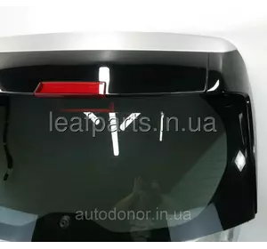 Накладка заднього спойлера права Nissan Leaf ZE1 (18-) 96036-5SK0A Накладка заднього спойлера права Nissan Leaf ZE1 (18-) 96036-5SK0A