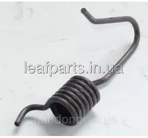 Пружинка колодок ручника  Nissan Leaf ZE0 / AZE0 (10-17), Qashqai, X-Trail T31, Cube Z12 44091-3NF1A Пружинка колодок ручника  Nissan Leaf ZE0 / AZE0 (10-17), Qashqai, X-Trail T31, Cube Z12 44091-3NF1A