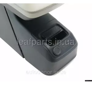 Різетка 12в Nissan Ariya (22-) 25331-6RA0A Різетка 12в Nissan Ariya (22-) 25331-6RA0A