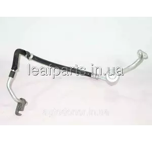 Трубка кондиціонера коротка, гума-залізниця з бачком Nissan Leaf ZE0 (10-12) 92491-3NA0A Трубка кондиціонера коротка, гума-залізниця з бачком Nissan Leaf ZE0 (10-12) 92491-3NA0A