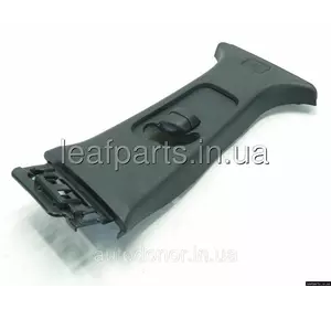 Накладнка міждвірної стійки верхня ліва Nissan Ariya (22-) 76914-5MP0A Накладнка міждвірної стійки верхня ліва Nissan Ariya (22-) 76914-5MP0A