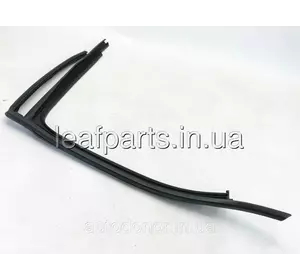 Ущільнювальний канал скла двері задньої правий VW ID4 (20-) 11K-839-440-5AP Ущільнювальний канал скла двері задньої правий VW ID4 (20-) 11K-839-440-5AP
