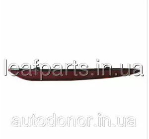 Катафот заднього бампера правий Tesla Model 3 (16-) 1077407-00-F Катафот заднього бампера правий Tesla Model 3 (16-) 1077407-00-F
