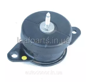 Подушка (опора) двигуна ліва Nissan Leaf ZE1 (18-) 11220-5SA0A Подушка (опора) двигуна ліва Nissan Leaf ZE1 (18-) 11220-5SA0A