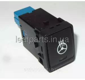 Кнопка обогрева руля Nissan Leaf ZE0 / AZE0 (10-17), Titan 25193-3NA0A Кнопка обогрева руля Nissan Leaf ZE0 / AZE0 (10-17), Titan 25193-3NA0A
