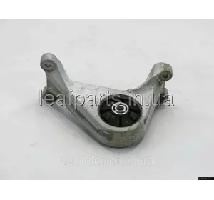 Опора переднього двигуна задня Nissan Ariya (22-) 11320-5MP0A Опора переднього двигуна задня Nissan Ariya (22-) 11320-5MP0A