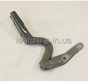 Завіса капота права VW ID4 (20-) 11A-823-302 Завіса капота права VW ID4 (20-) 11A-823-302