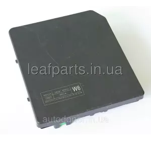 Блок запобіжників підкапотівний великий лівий Nissan Leaf AZE0 (13-17) SL тип W6 284B7-9RB3A Блок запобіжників підкапотівний великий лівий Nissan Leaf AZE0 (13-17) SL тип W6 284B7-9RB3A