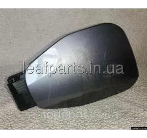 Зарядний порт / лючок зарядки Nissan Ariya (22-) 65714-5MP3A Зарядний порт / лючок зарядки Nissan Ariya (22-) 65714-5MP3A