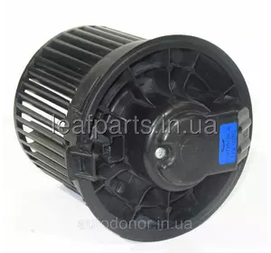Мотор вентилятора пічки Nissan Leaf ZE0 (10-12), Cube Z12, Juke F15 / 27226-1KL0A