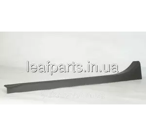 Накладка порога переднього права сіра K - GRAY Nissan Leaf ZE0 (10-12) 769B4-3NA0A Накладка порога переднього права сіра K - GRAY Nissan Leaf ZE0 (10-12) 769B4-3NA0A